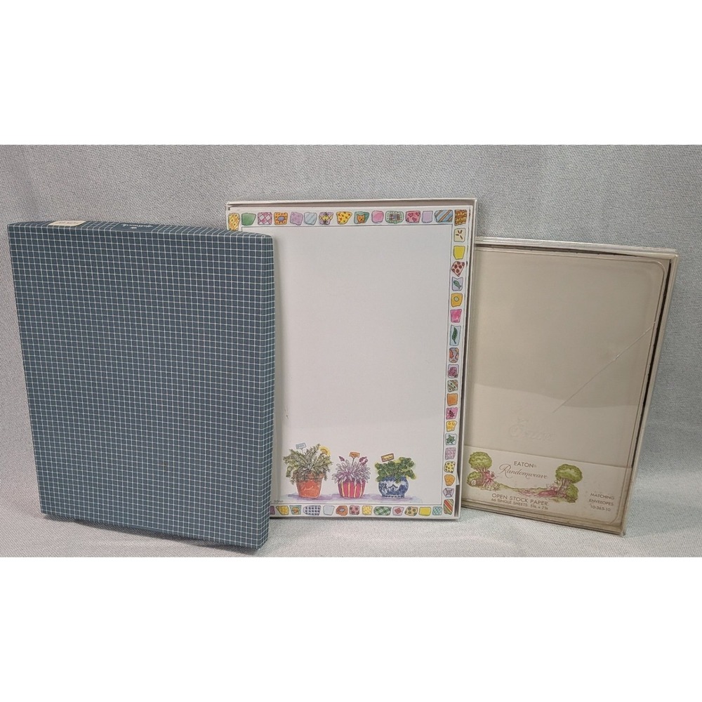 Hallmark Eaton Stationery Set Vintage White Blue Floral Paper Envelopes Good